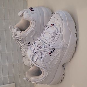 Fila disruptor II premium tennis shoes